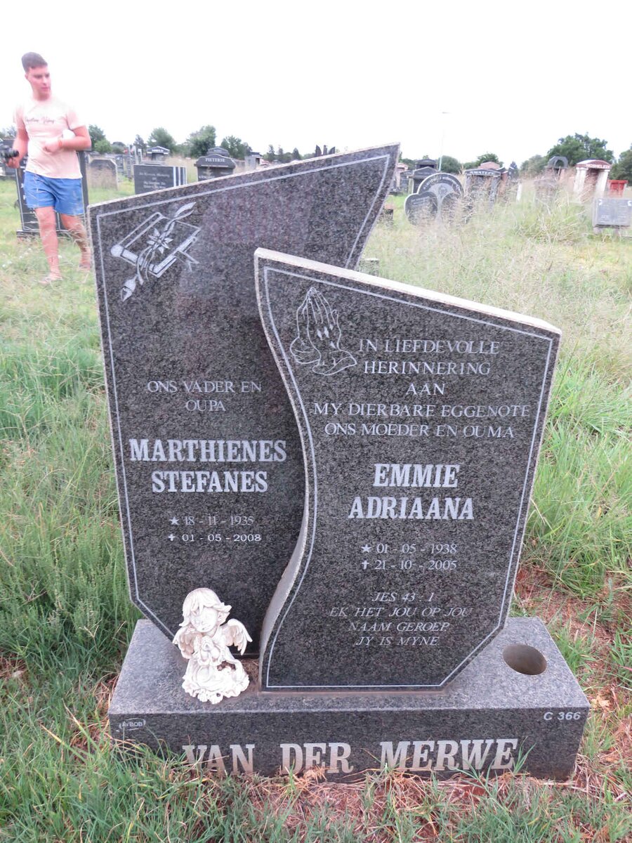 MERWE Marthienes Stefanes, van der 1935-2008 & Emmie Adriaana 1938-2005