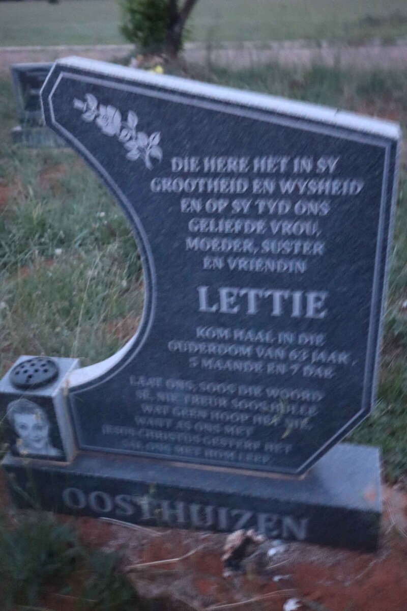 OOSTHUIZEN Lettie