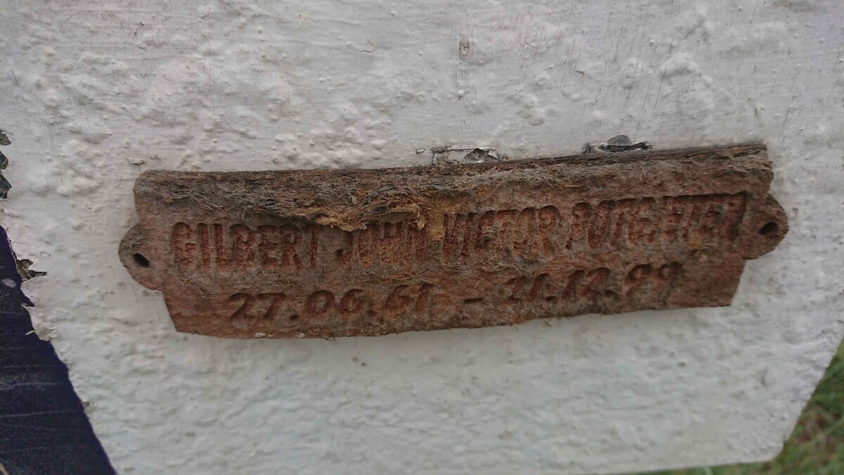 POTGIETER Gilbert John Victor 1961-1999 :: POTGIETER Douw 1999-2015 _2