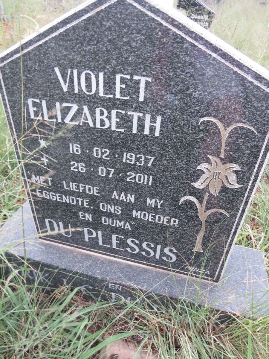 PLESSIS Violet Elizabeth, du 1937-2011