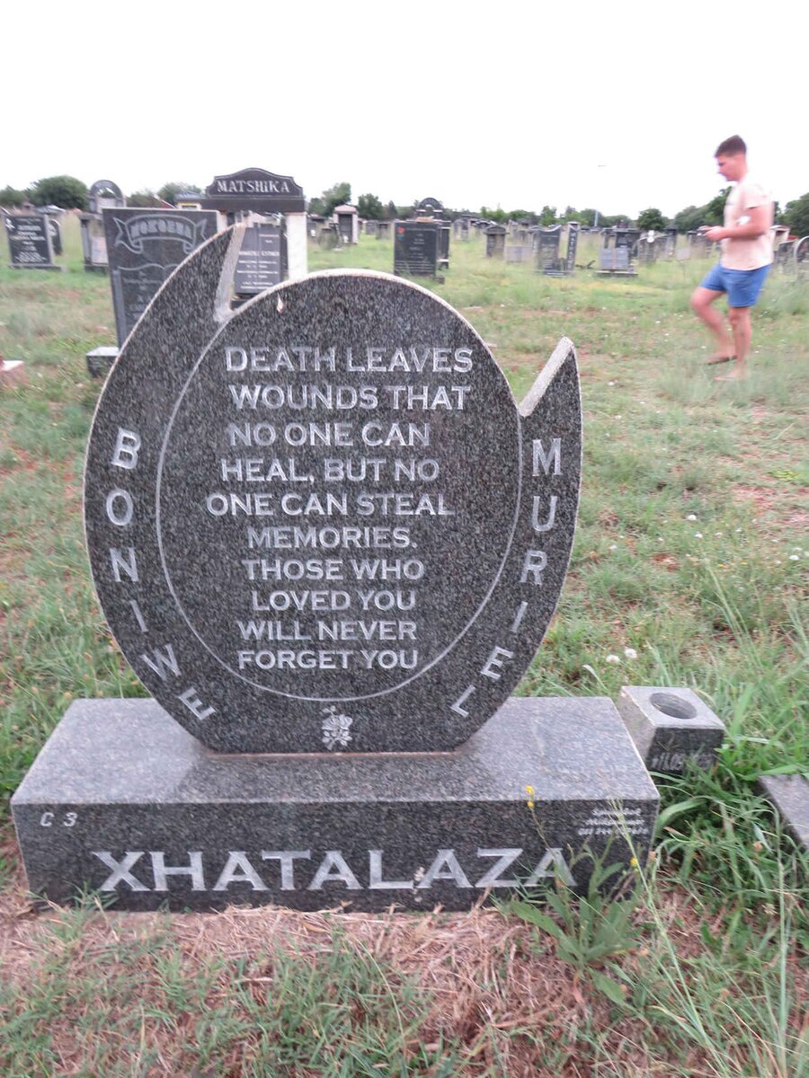 XHATALAZA Boniwe Muriel 