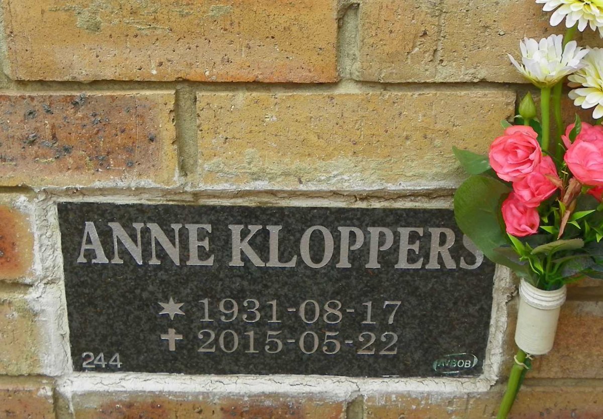KLOPPERS Anne 1931-2015