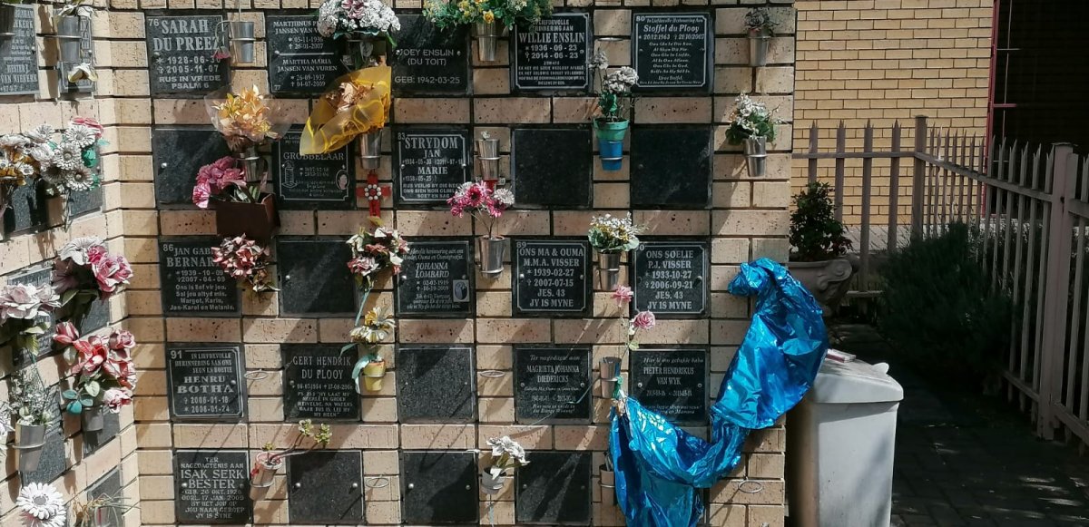 ENSLIN Willie 1936-2014 :: ENSLIN Joey nee DU TOIT 1942-