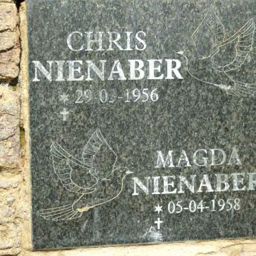 NIENABER Chris 1956- &amp; Magda 1958- 