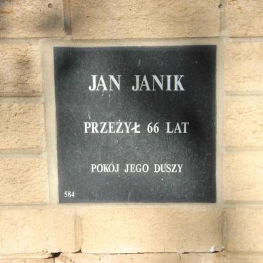 JANIK Jan 