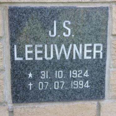 LEEUWNER J.S. 1924-1994