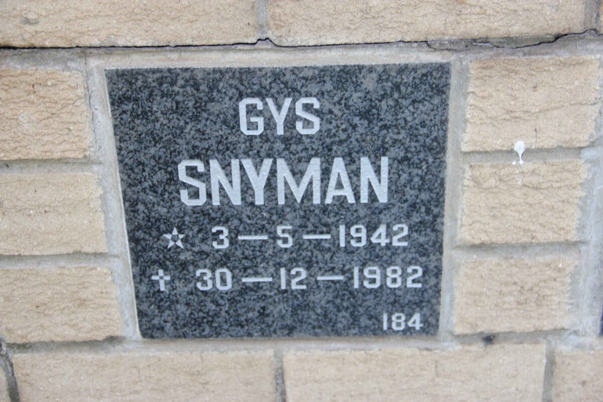 SNYMAN Gys 1942-1982