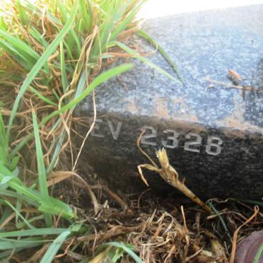 ? Dawid W.H. 1927-1997 &amp; Isabella E.M. 1932-1997