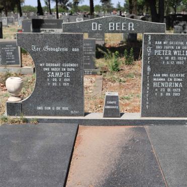 BEER Sampie, de 1921-1971 :: DE BEER Pieter Willem 1924-1987 & Hendrina 1929-2013