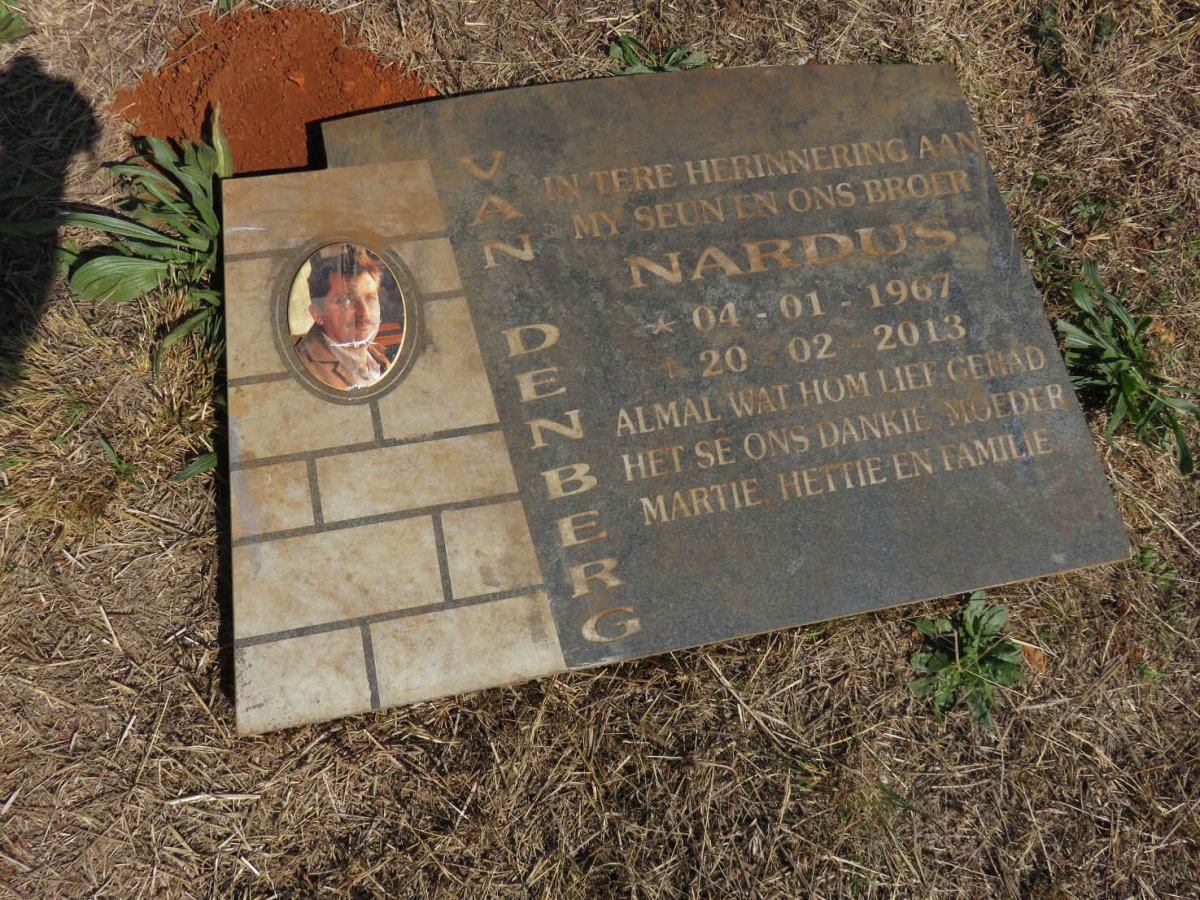 BERG Nardus, van den 1967-2013