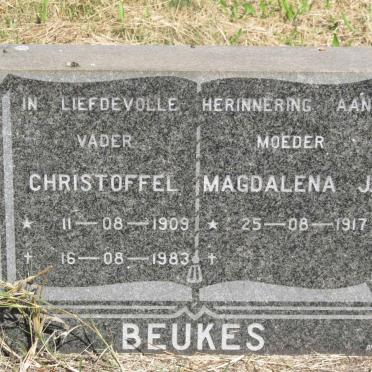 BEUKES Christoffel 1909-1983 &amp; Magdalena J. 1917-