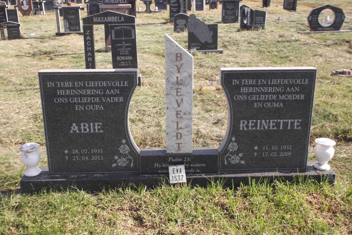 BYLEVELDT Abie 1931-2011 &amp; Reinette 1932-2009