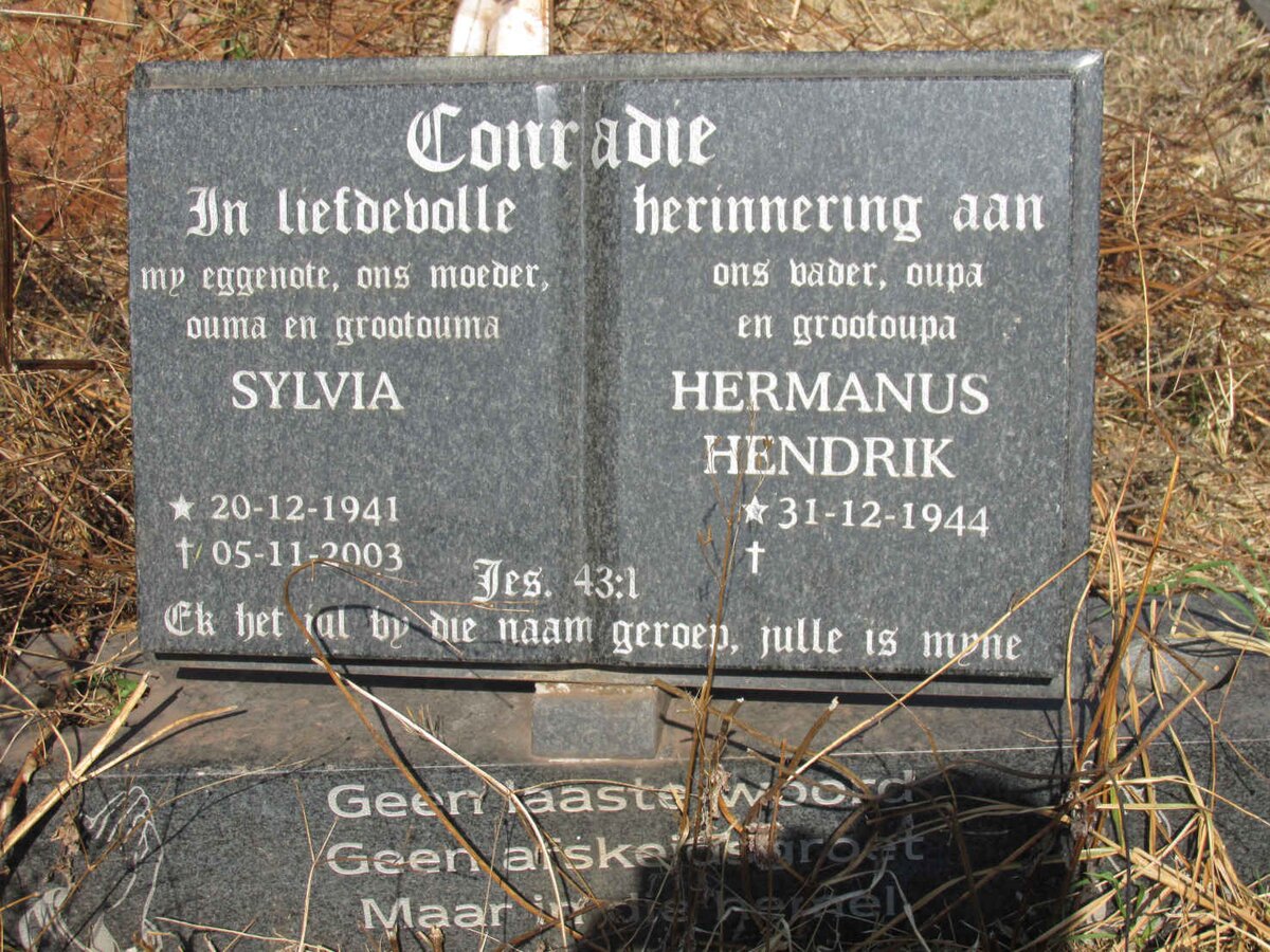 CONRADIE Hermanus Hendrik 1944-  & Sylvia 1941-2003