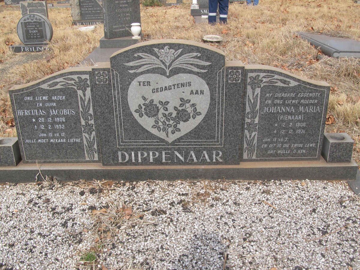 DIPPENAAR Herculas Jacobus 1906-1992 &amp; Johanna Maria PIENAAR 1906-1971
