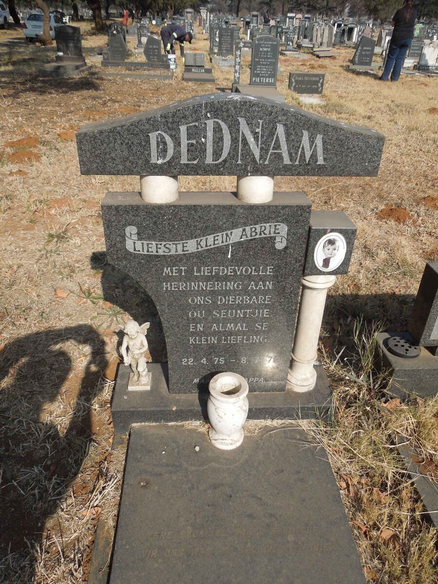 DEDNAM Abrie 1975-1978