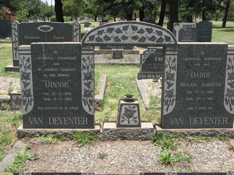 DEVENTER Michael Albertus, van 1882-1961 &amp; Dinnie 1890-1958