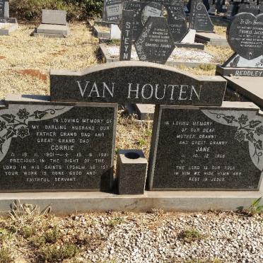HOUTEN Corrie, van 1901-1981 &amp; Jane 1908-