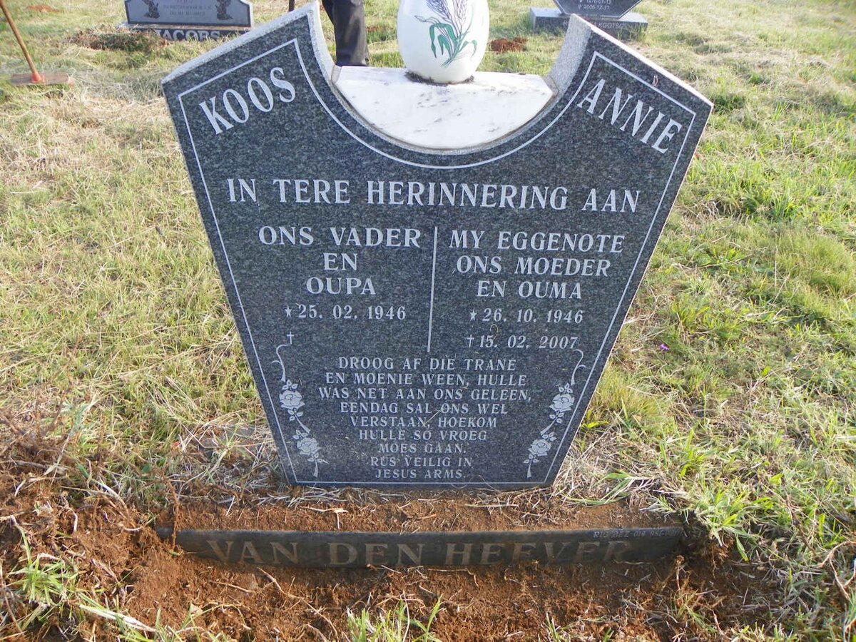 HEEVER Koos, van den 1946- &amp; Annie 1946-2007