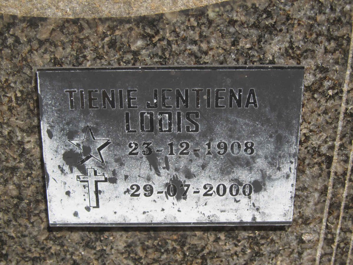LOOIS Johan 1903-1977 &amp; Tienie Jentiena 1908-2000