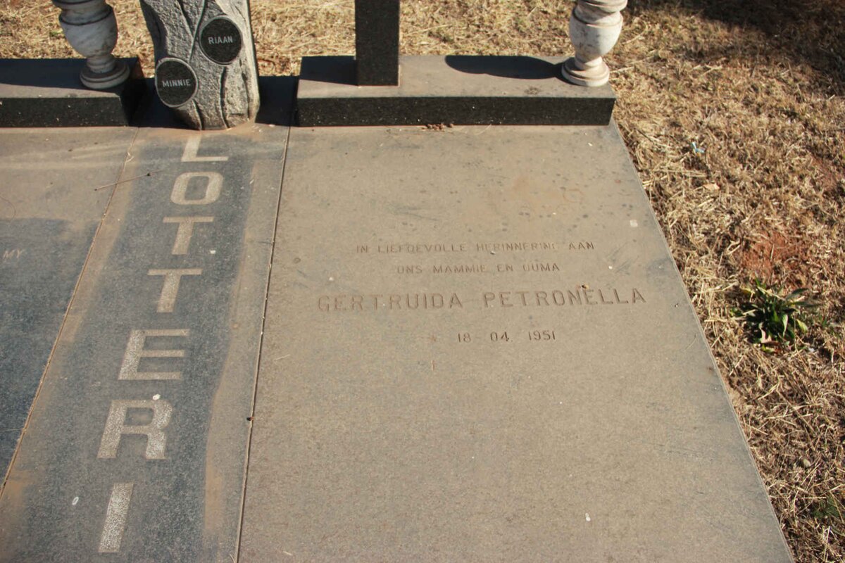 LOTTERING Barend Francois 1949-1996 &amp; Gertruida Petronella 1951-