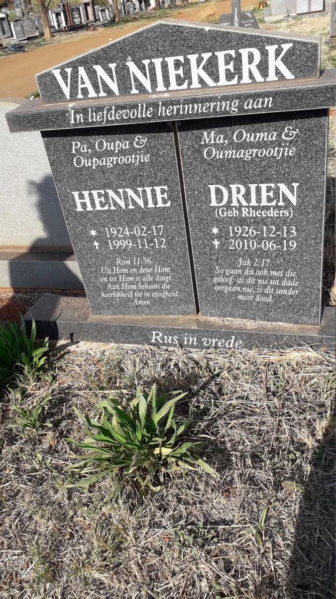 NIEKERK Hennie, van 1924-1999 & Drien RHEEDERS 1926-2010