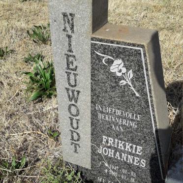 NIEUWOUDT Frikkie Johannes 1947-2001 