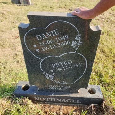 NOTHNAGEL Danie 1949-2006 &amp; Petro 1953-