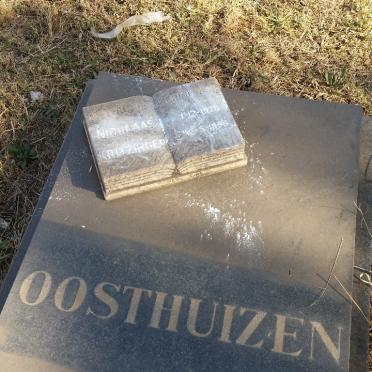 OOSTHUIZEN Nicolaas Kritzinger 1928-1996