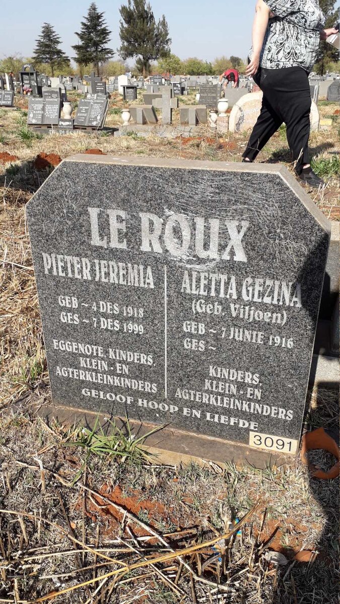 ROUX Pieter Jeremia, le 1918-1999 & Aletta Gezina VILJOEN 1916- 