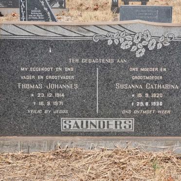 SAUNDERS Thomas Johannes 1914-1971 &amp; Susanna Catharina 1920-1996