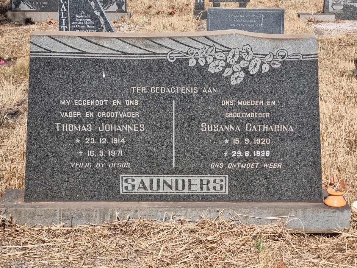 SAUNDERS Thomas Johannes 1914-1971 &amp; Susanna Catharina 1920-1996