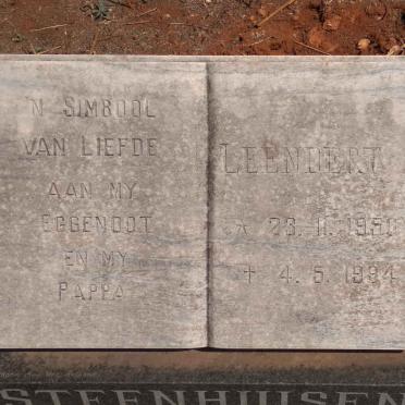 STEENHUISEN Leendert A. 1950-1984