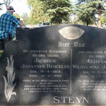 STEYN Jacobus Johannes Hercules 1908-1964 &amp; Geziena Wilhelmina Jacoba 1912-1991