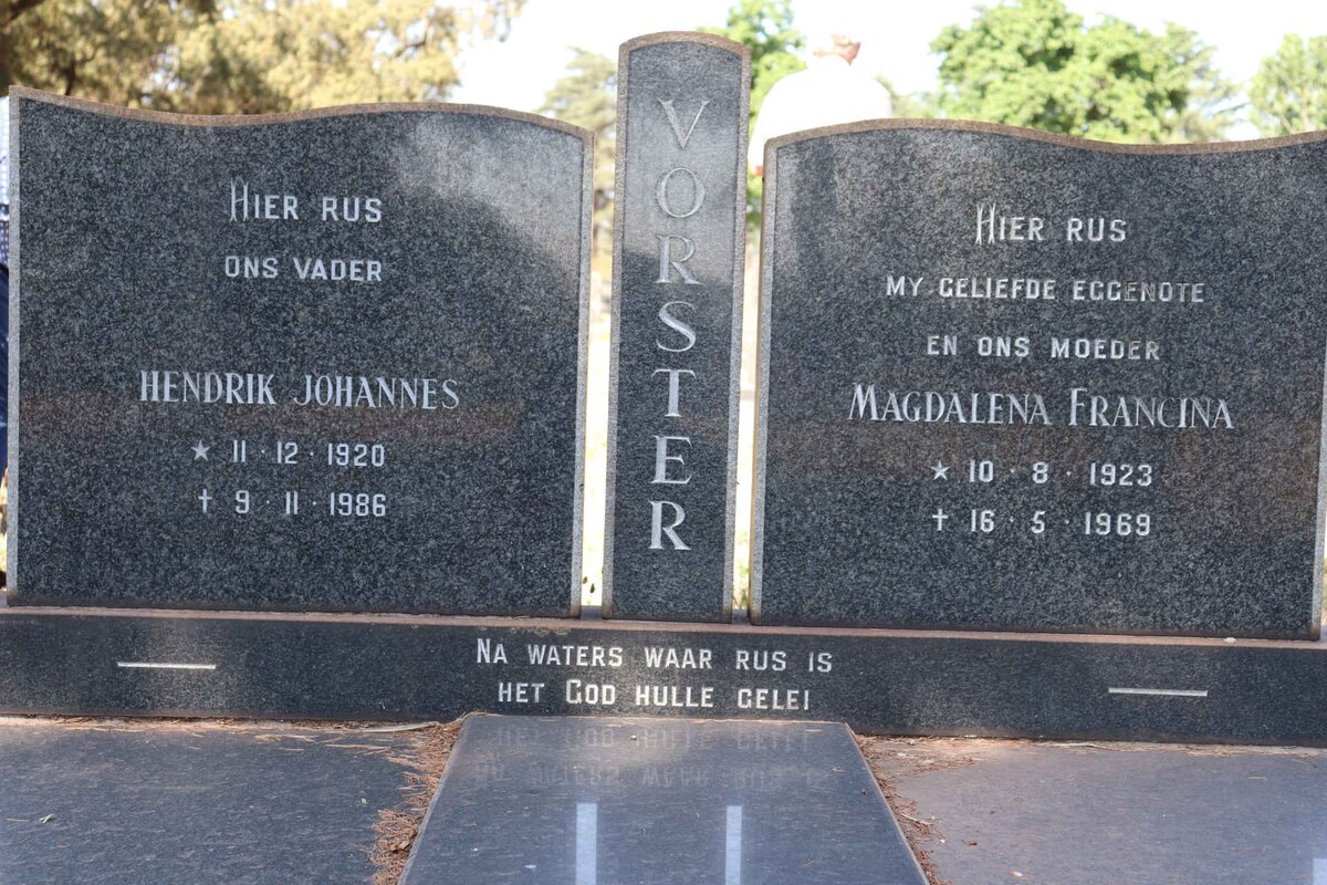 VORSTER Hendrik Johannes 1920-1986 & Magdalena Francina 1923-1969