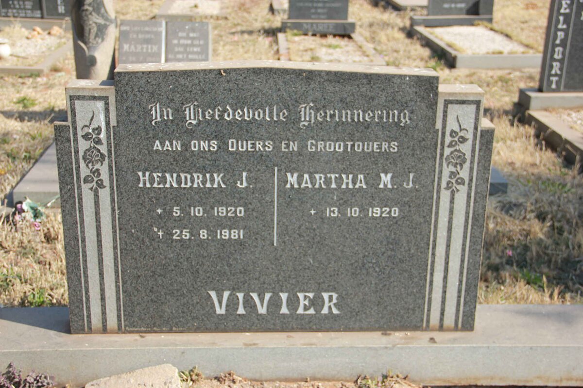 VIVIER Hendrik J. 1920-1981 &amp; Martha M.J. 1920-