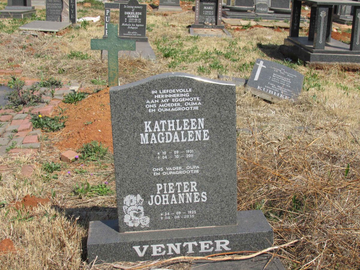 VENTER Pieter Johannes 1925-2015 & Kathleen Magdalene 1931-2011