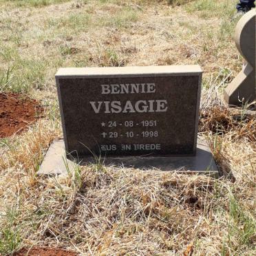 VISAGIE Bennie 1951-1998