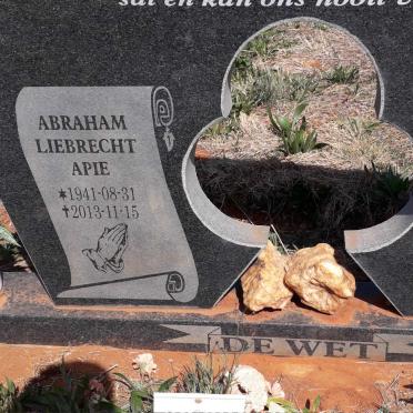 WET Abraham Liebrecht, de 1941-2013 & Petronella Hendrika Johanna 1947-2018