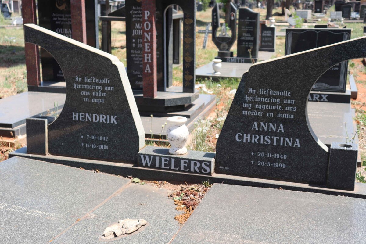 WIELERS Hendrik 1942-2001 & Anna Christina 1940-1999