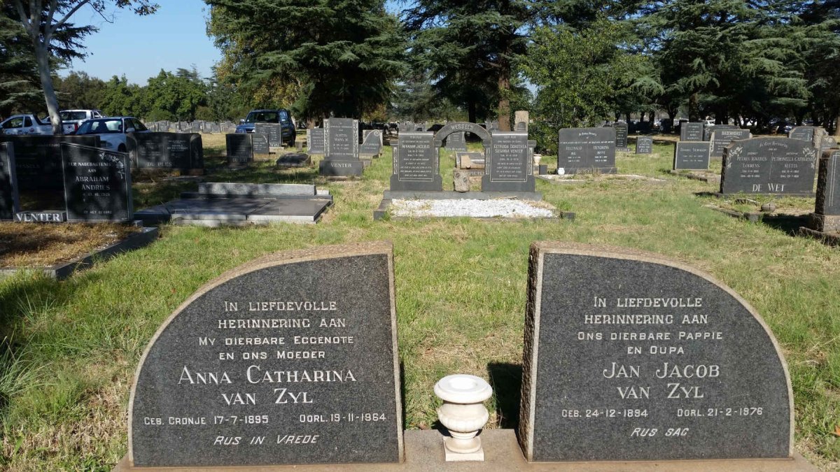 ZYL Jan Jacob, van 1894-1976 &amp; Anna Catharina CRONJE 1895-1964