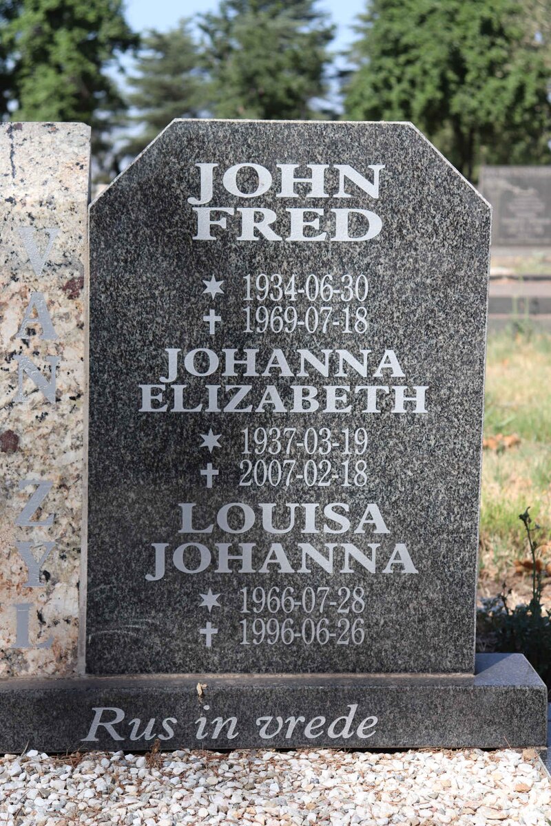 ZYL John Fred, van 1934-1969 & Johanna Elizabeth 1937-2007 :: VAN ZYL Louisa Johanna 1966-1996
