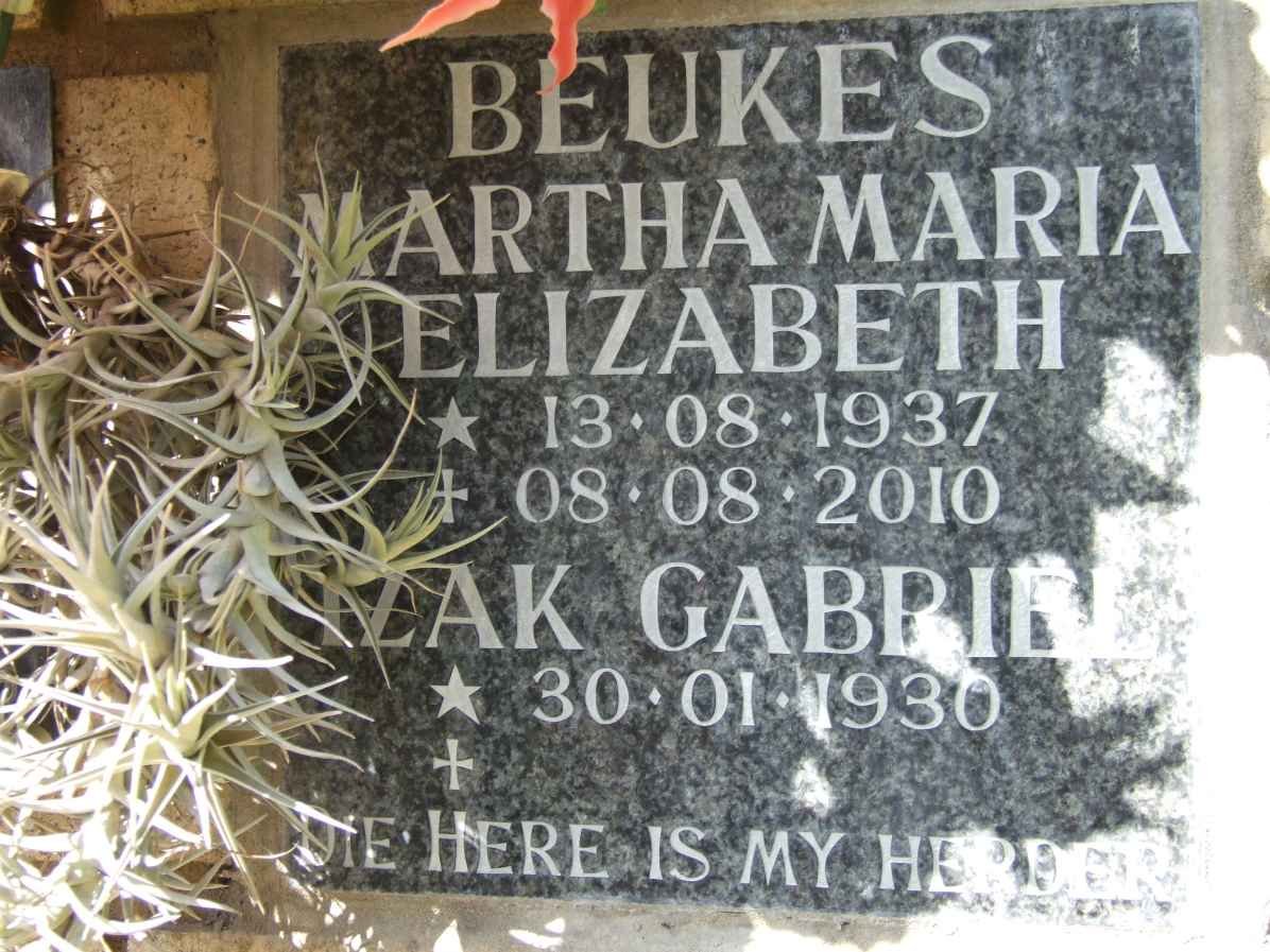 BEUKES Izak Gabriel 1930-  &amp; Martha Maria Elizabeth 1937-2010
