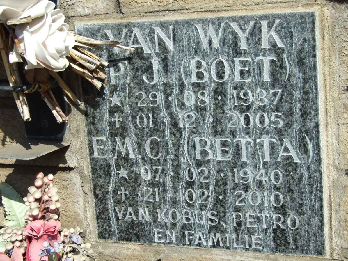 WYK P.J., van 1937-2005 &amp; E.M.C. 1940-2010