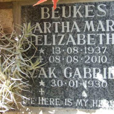 BEUKES Izak Gabriel 1930-  &amp; Martha Maria Elizabeth 1937-2010