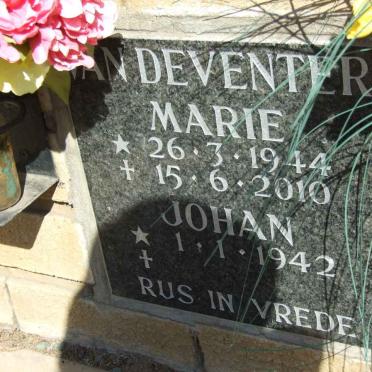 DEVENTER Johan, van 1942- &amp; Marie 1944-2010