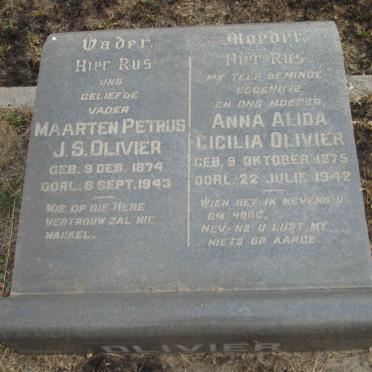 OLIVIER Maarten Petrus 1874-1943 &amp; Anna Alida Cicilia 1875-1942