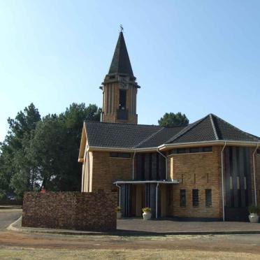 Gauteng, VEREENIGING, Nederduitsch Hervormde Kerk, Muur van Herinnering