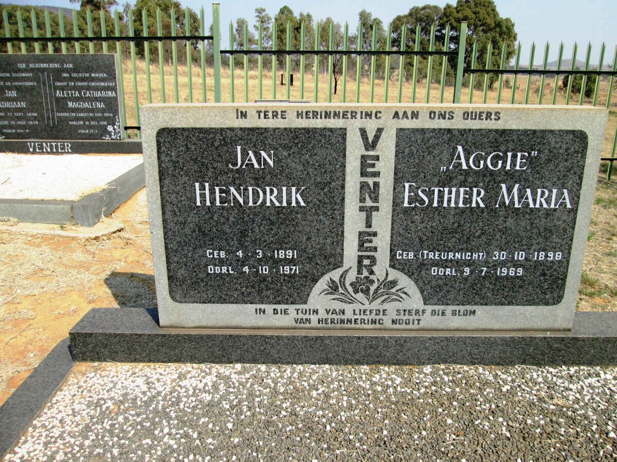 VENTER Jan Hendrik 1891-1971 &amp; Esther Maria TREURNICHT 1898-1969