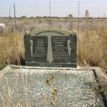 PRETORIUS Gideon Petrus Frederick 1886-1965 &amp; Gertruida Jacomina OBERHOLZER 1890-1960