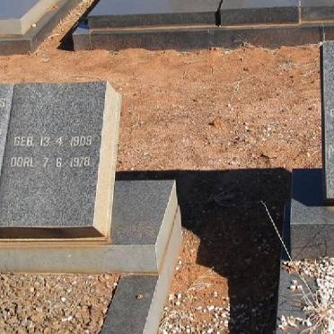 BOUWER Petrus Frederik 1909-1978 &amp; Margie ? BRODIE 1922-1990